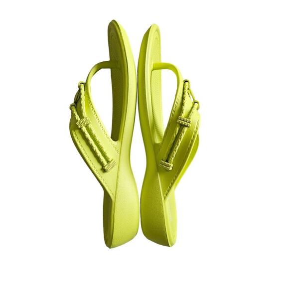 Minnetonka Sandals - Picture 3 of 5